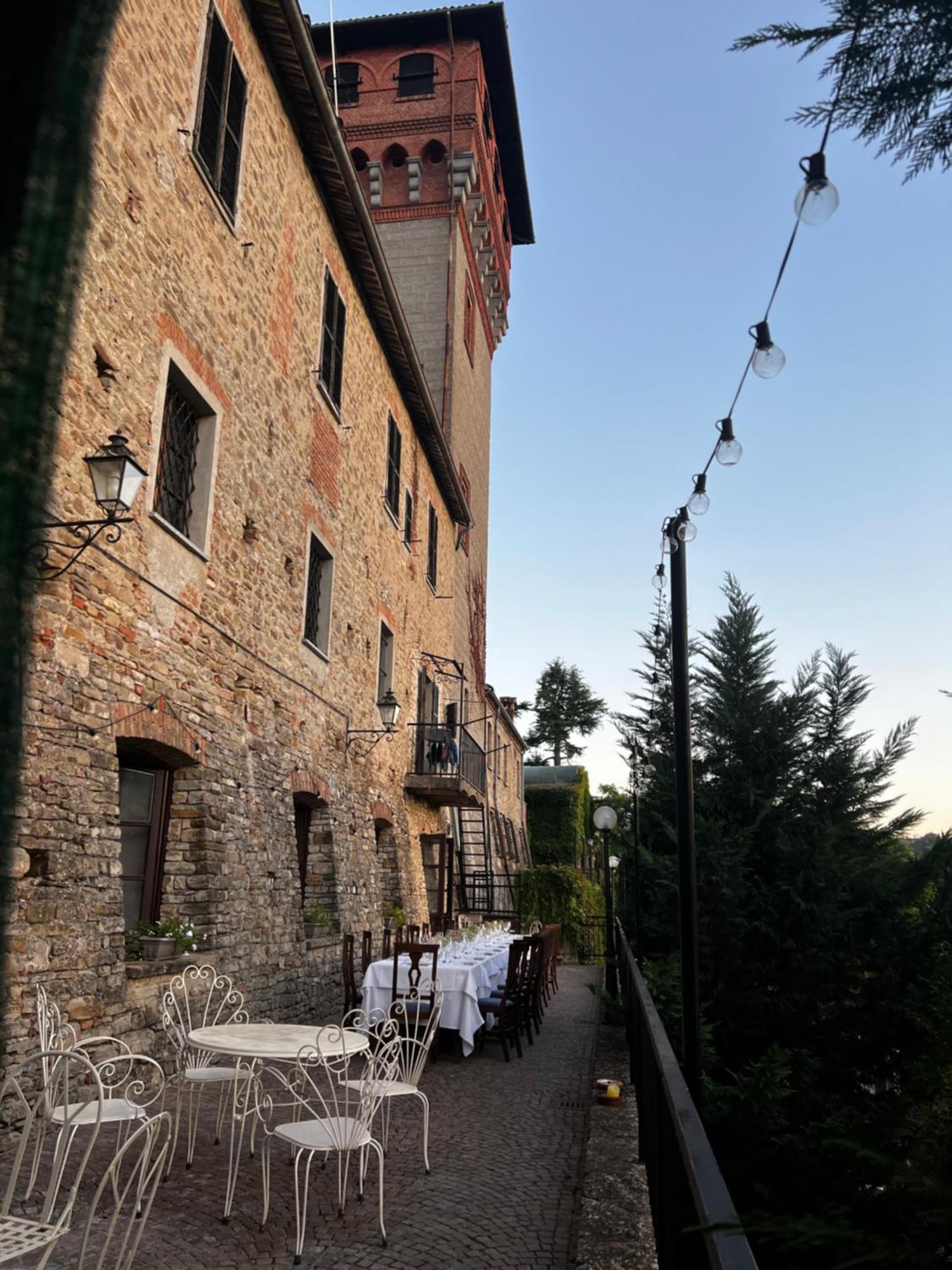 Il Castello Di Bubbio Hotel Exterior foto